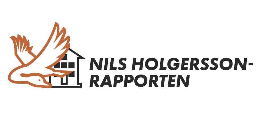 Logotyp för Nils Holgersson-rapporten med en tecknad gås som flyger över ett hus
