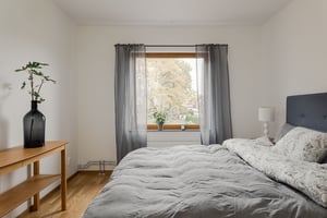 Sovrum i 3 rum och kök om 75 kvm