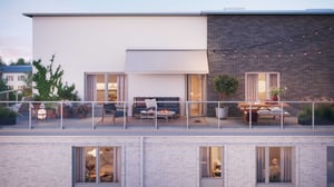 Stor terrass med utemöbler