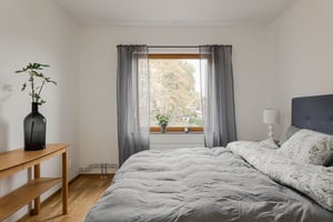 Sovrum i 3 rum och kök om 75 kvm