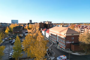 Drönarbild från våningsplanets höjd