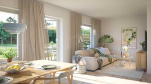 Ljust vardagsrum och matplats med beige soffa, stora fönster och gröna växter. Inflyttningsklart