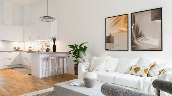 Rymlig 3:a med två balkonger