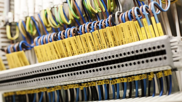 Elcentral på nära håll