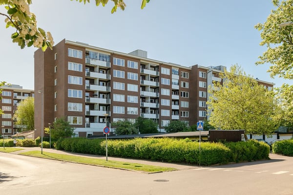Ludvikagatan 41-47, Skaragatan 94-100