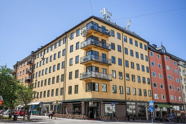 Yngligagatan 24