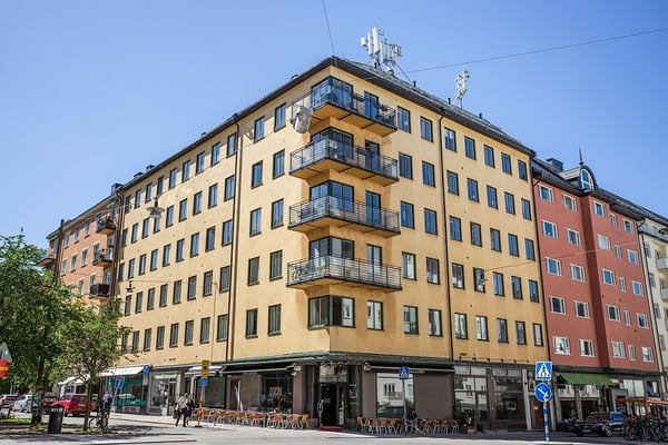 Yngligagatan 24