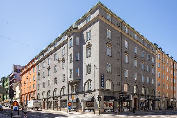 Surbrunnsgatan 48, Sveavägen 79
