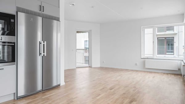 Gaveltrea med två balkonger