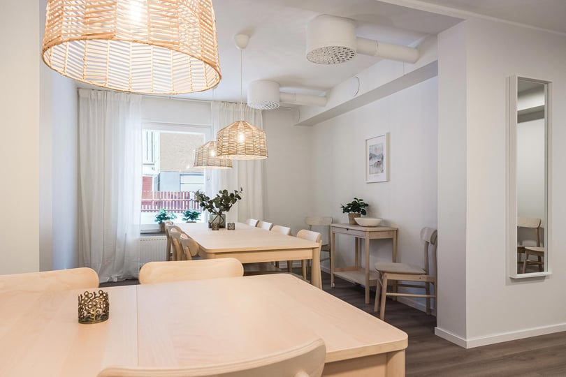 Bord i gemensamhetslokalen