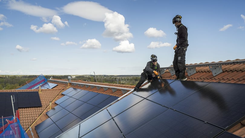 Installation av solceller på tak