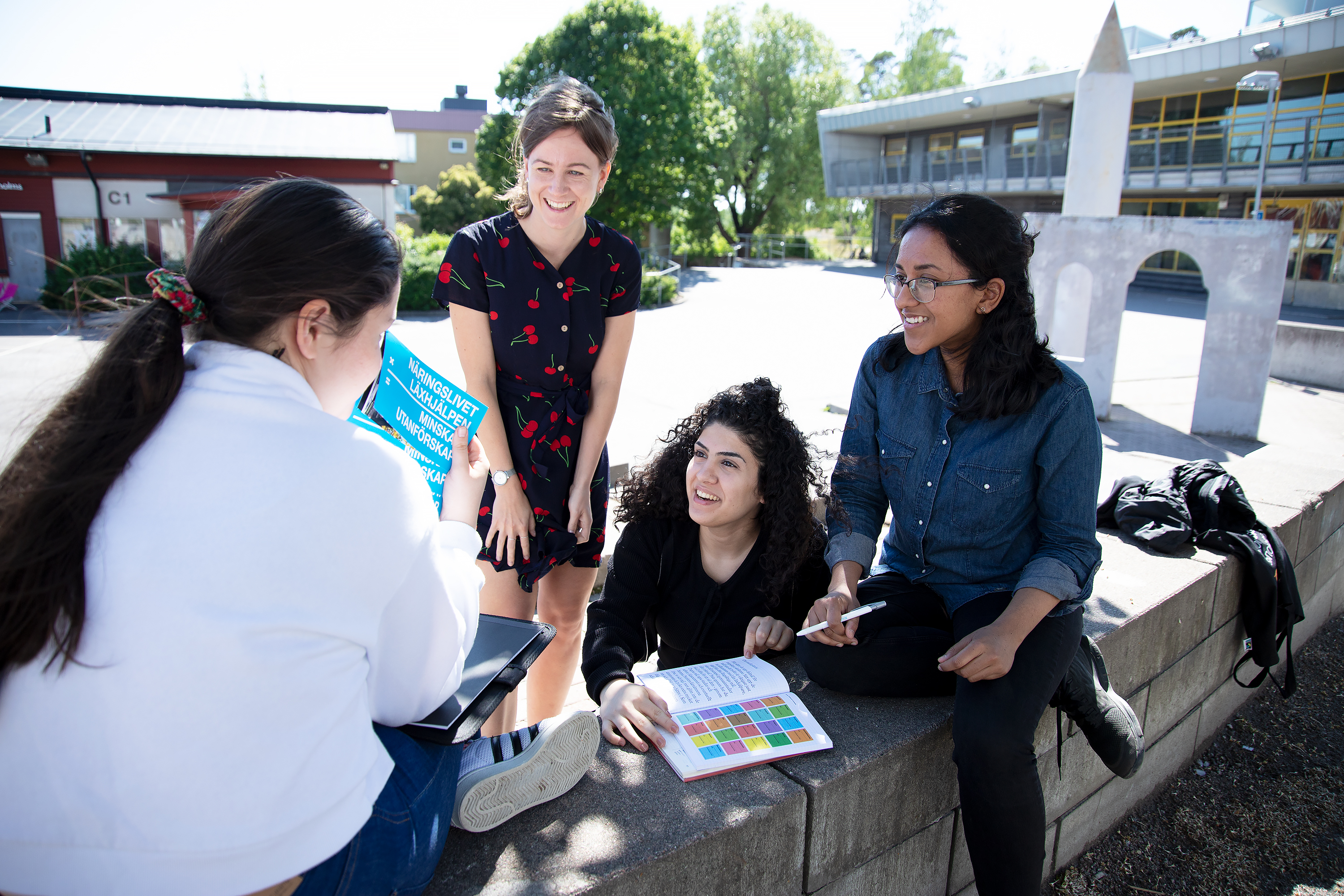 Stor satsning - nu ska fler elever på Hjällboskolan nå gymnasiebehörighet