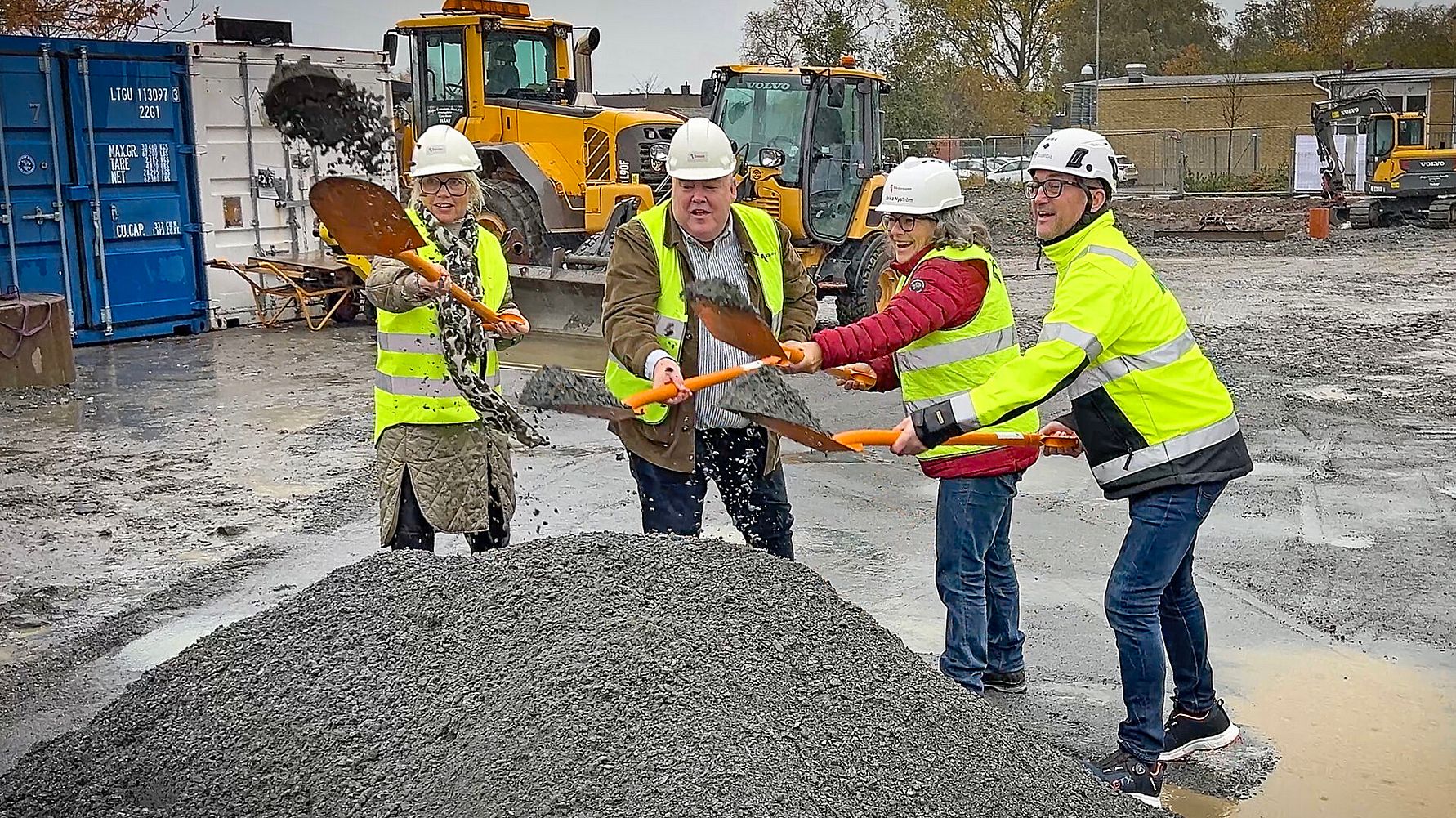 Riksbyggen tog första spadtaget för Bonum Brf Solblomman i Vellinge