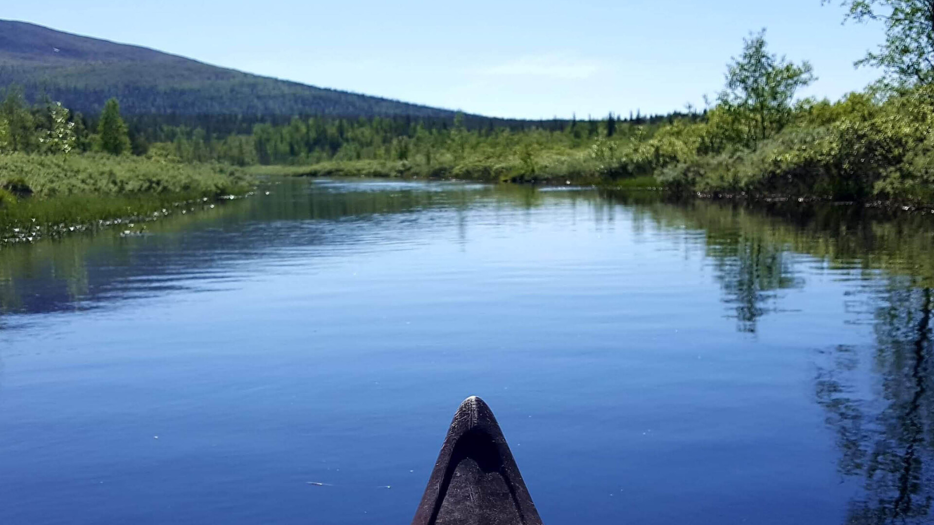 Kanottur på fjällvatten